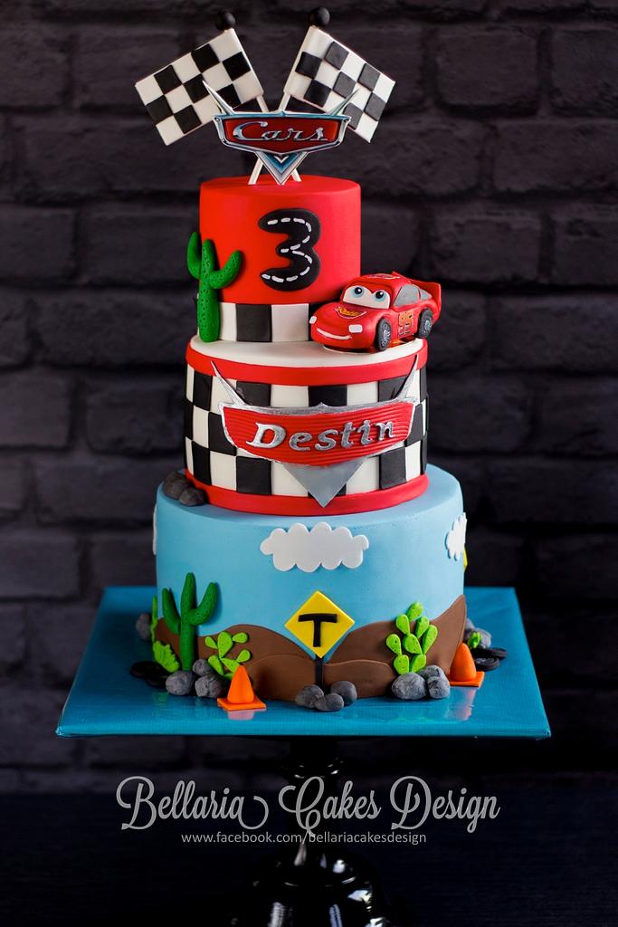 Cars birthday cake Decorated Cake by Bellaria Cake CakesDecor