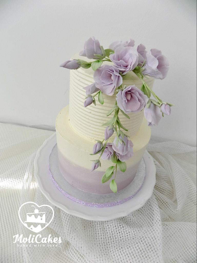 cream mini wedding cake Cake by MOLI Cakes CakesDecor