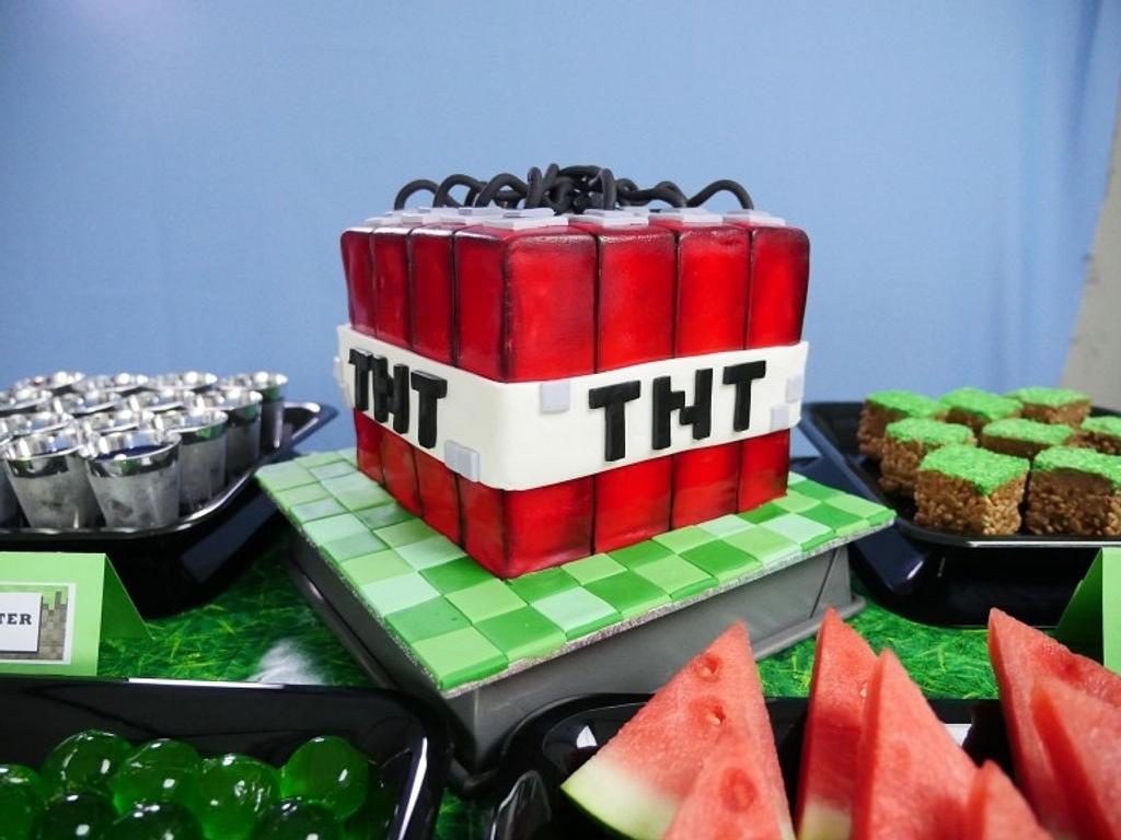 Minecraft Tnt Cake Grass Blocks Cake By Howtocookthat Cakesdecor