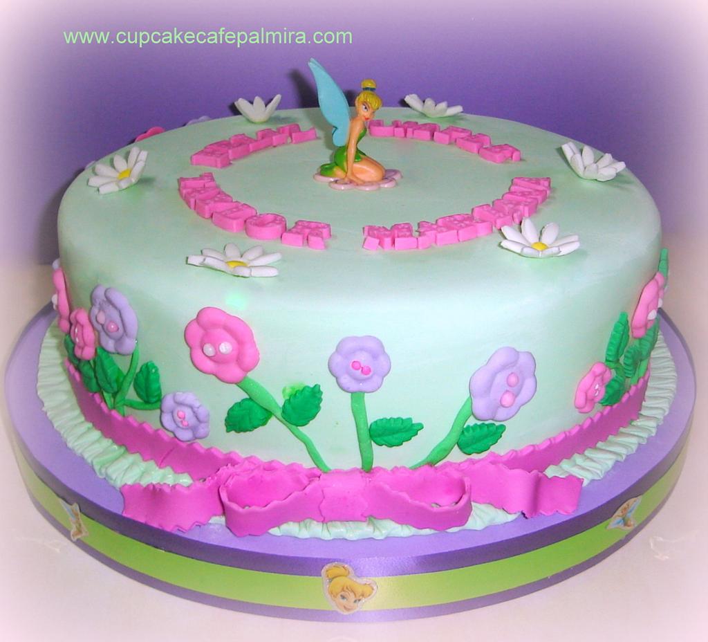 Tinkerbell Cake - Decorated Cake by Cupcake Cafe Palmira - CakesDecor