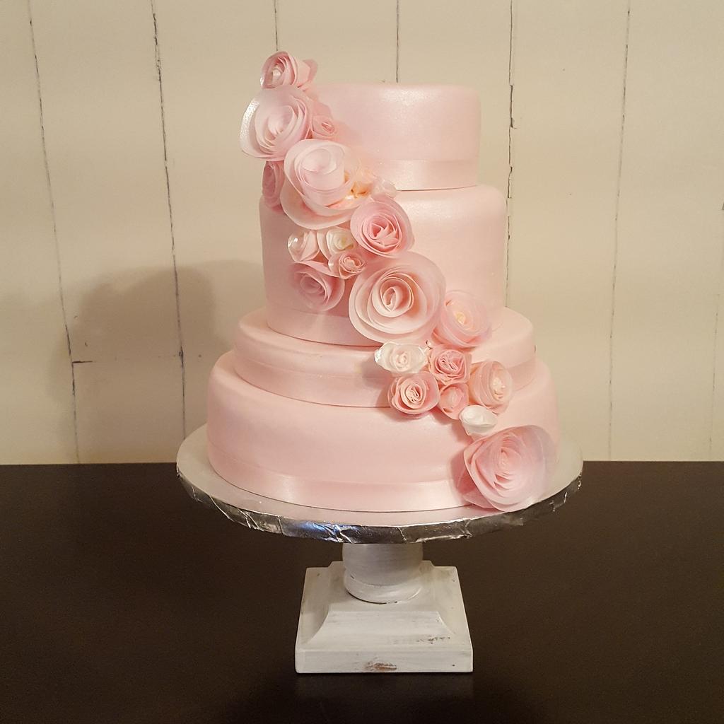 Pretty in Pink - Cake by Cakes by Tracee - CakesDecor