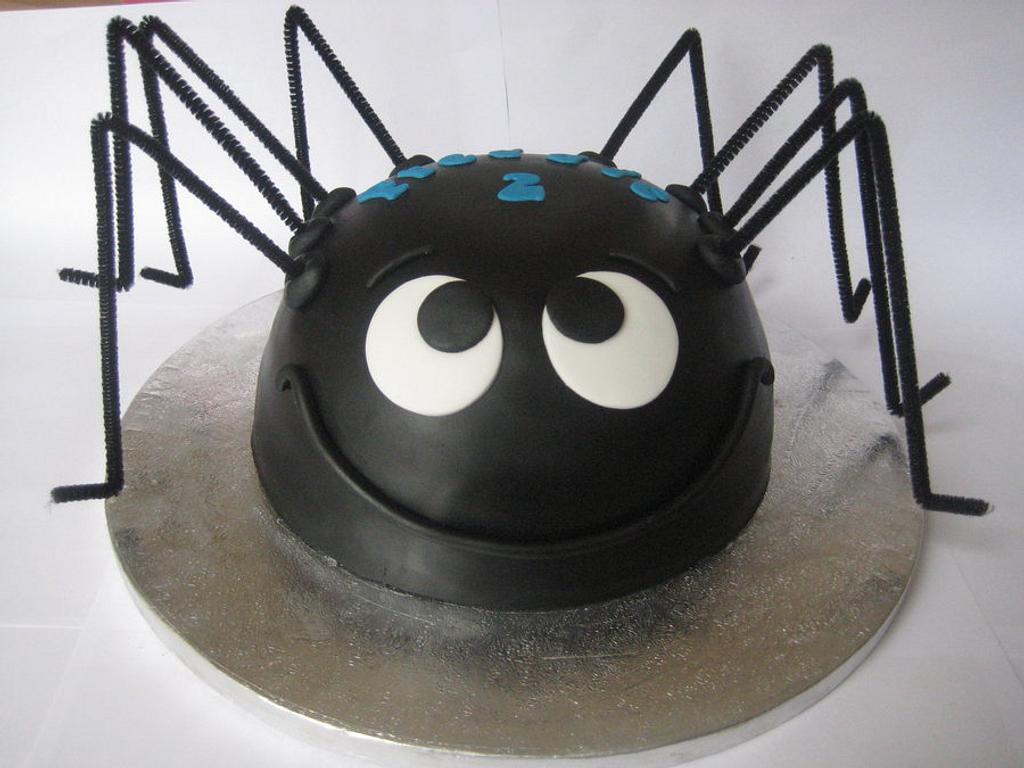 Spider Cake {VIDEO TUTORIAL} - i am baker