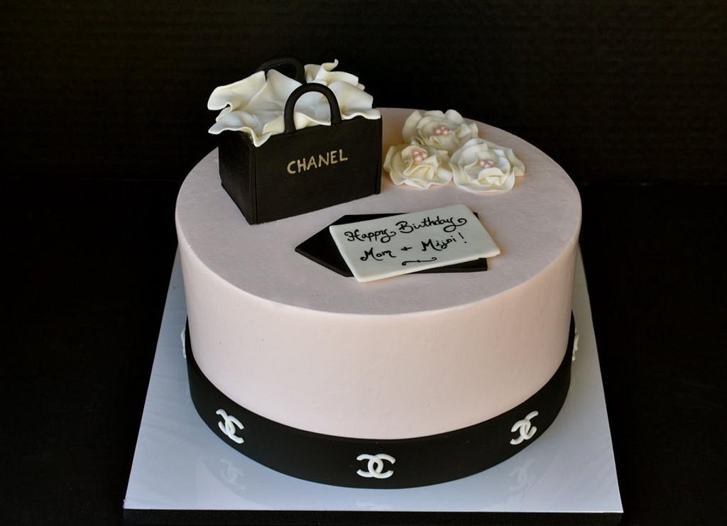 Chanel Ribbon Gift Box Cake – Sei Pâtisserie