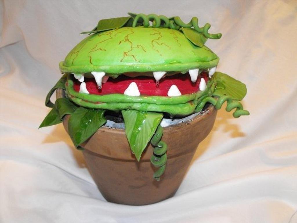 Little Shop Of Horrors Cake - Cake By Linnquinn - Cakesdecor