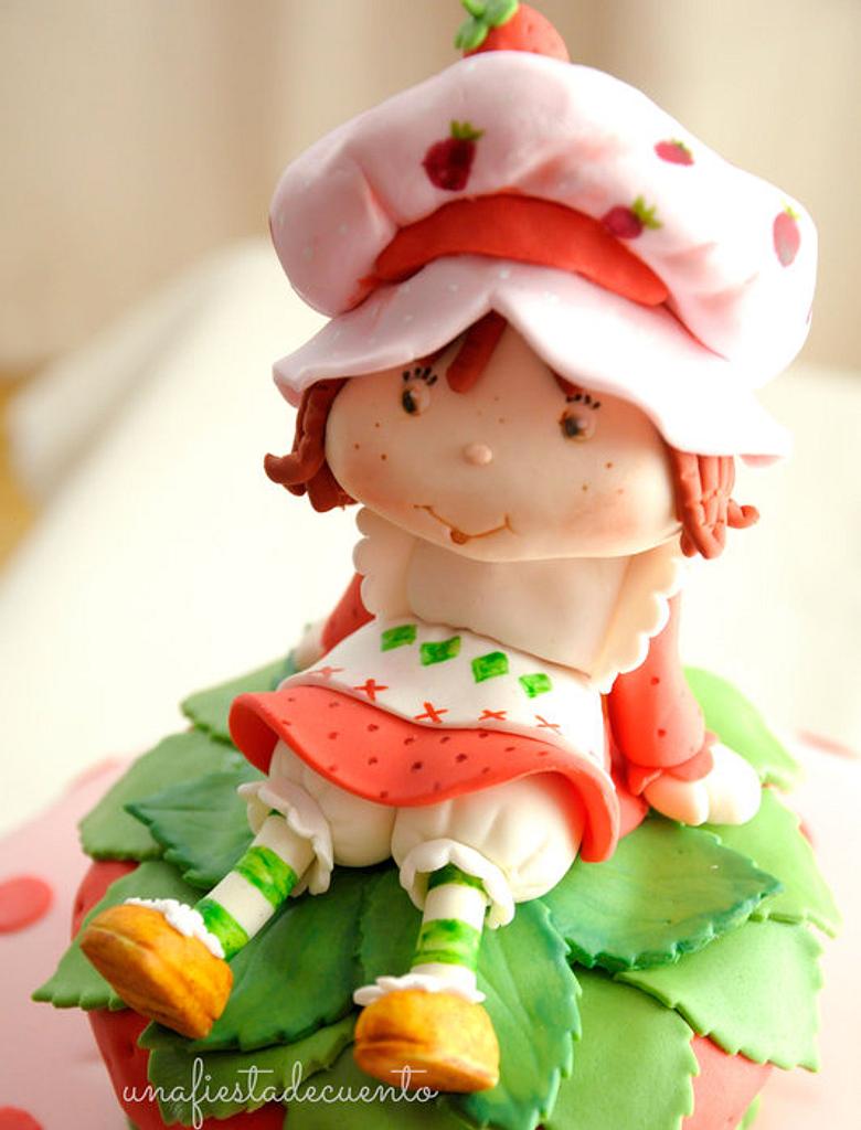 Strawberry shortcake sale figurines for cakes