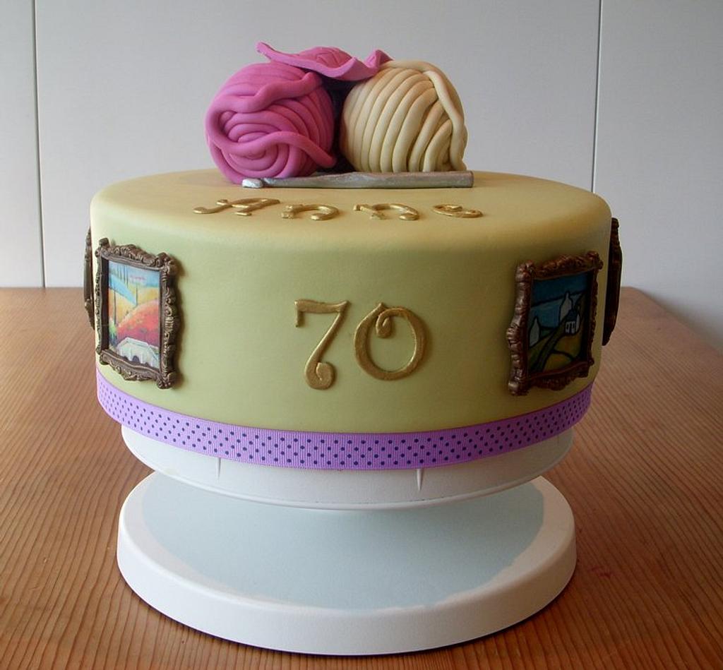 Some cool art themed cakes to inspire you !