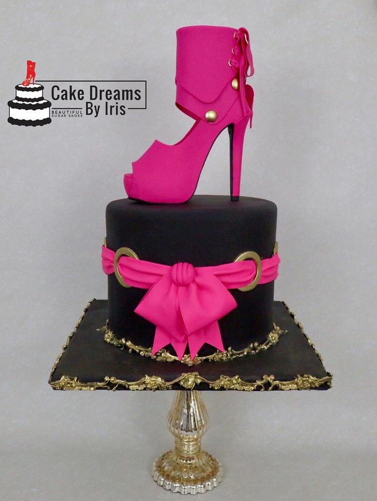 Shoe Cake - Decorated Cake by Nanna Lyn Cakes - CakesDecor