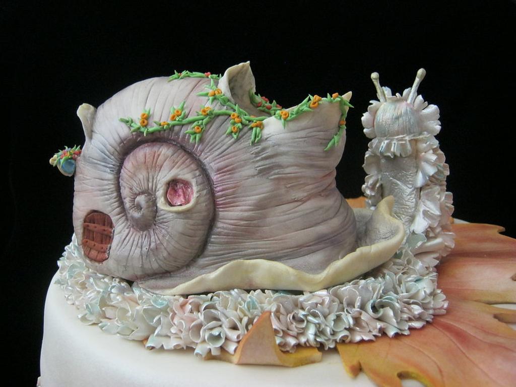 Snail cake Cake by Marina Danovska CakesDecor