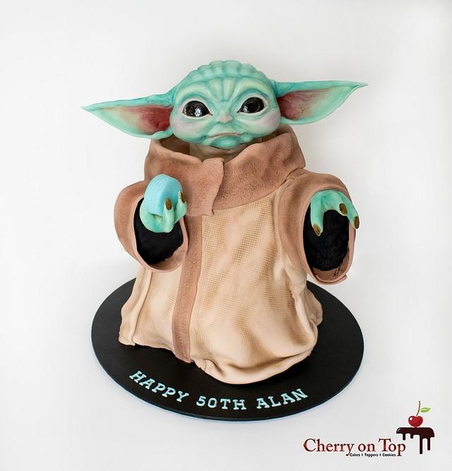 Baby Yoda the cutest !!! 😍😍😍😍😍 - Decorated Cake by Cherry - CakesDecor