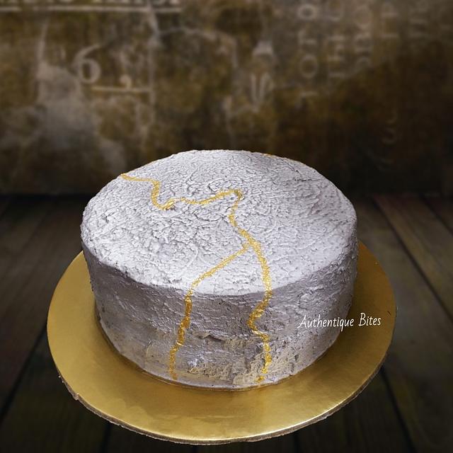 Stone Texture on cream - Decorated Cake by Authentique - CakesDecor