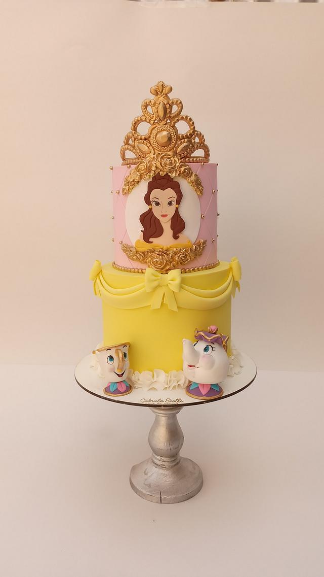 La bella y la bestia! - Decorated Cake by Gabriela Scollo - CakesDecor