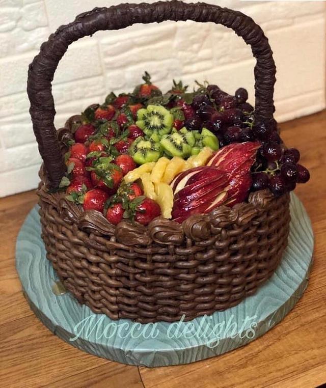 Fruit Basket Cake Decorated Cake By Moccadelights Mona CakesDecor   33f6db11beb34dfabd6e3f9c5d092e4f 