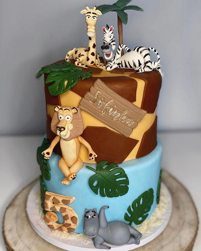 Madagascar - Decorated Cake by Dominikovo Dortičkovo - CakesDecor