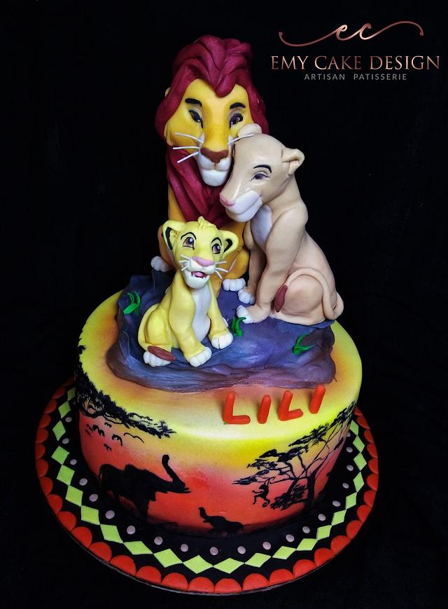 Leon King cake - Decorated Cake by EmyCakeDesign - CakesDecor