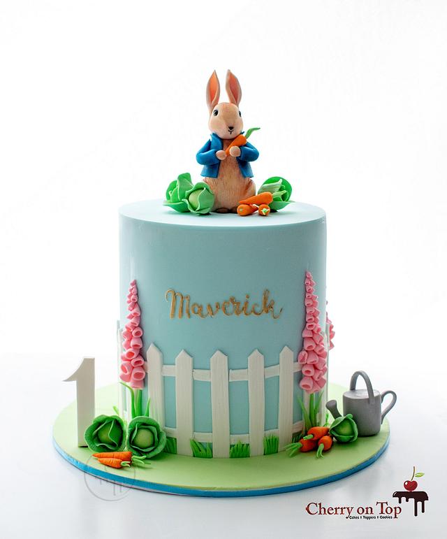 Peter Rabbit Cake - Decorated Cake by Cherry on Top Cakes - CakesDecor