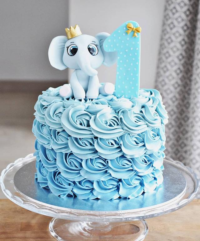 Send Cute Elephant Cake Online to Guwahati with Petalscart