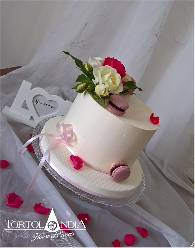 Romantic birthday cake