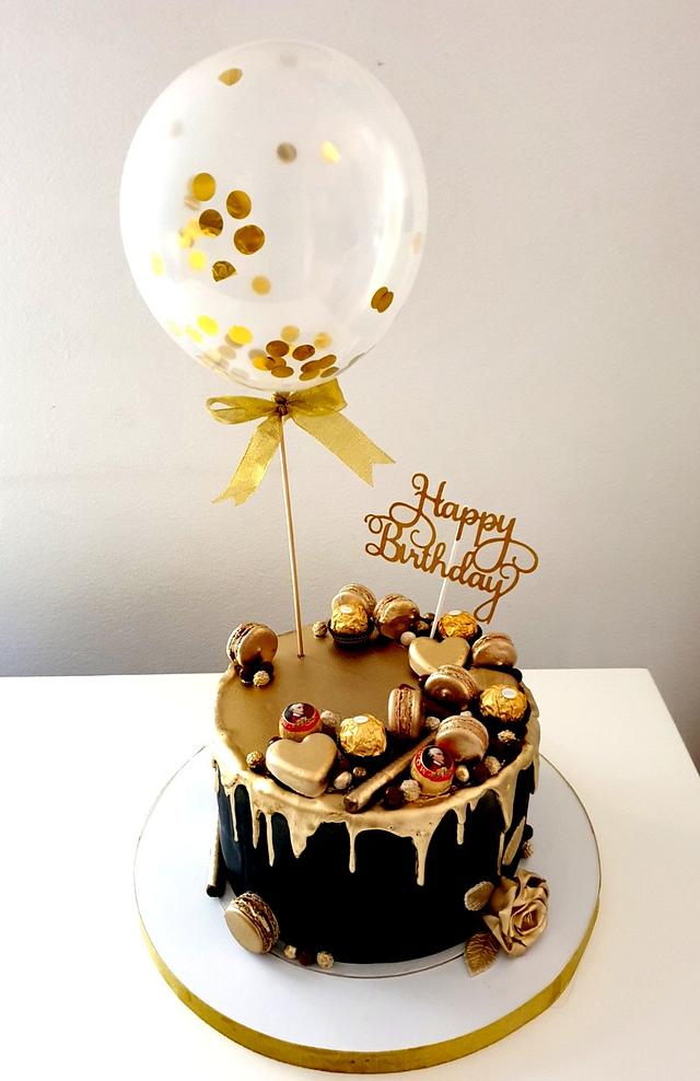 Golden cake - Cake by TORTESANJAVISEGRAD - CakesDecor