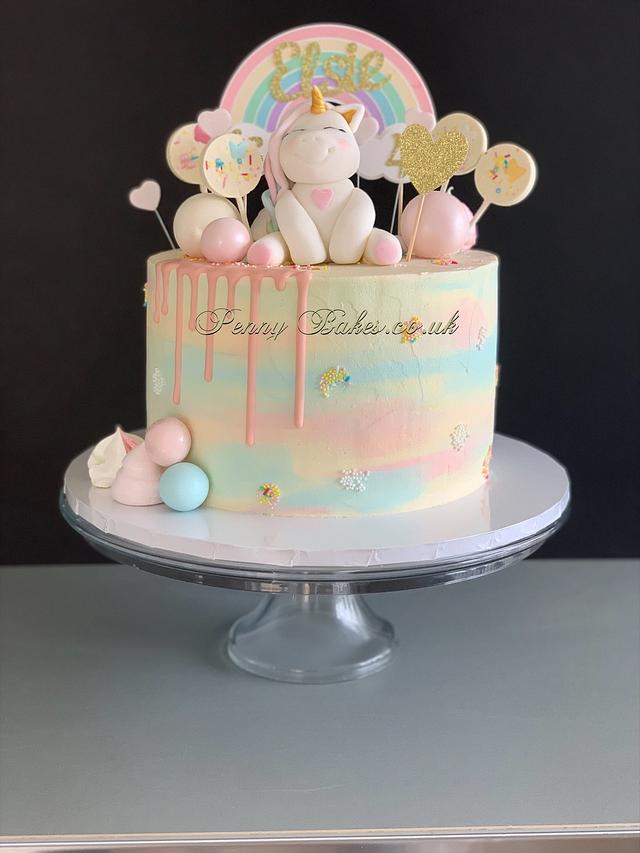 Little Unicorn cake - Cake by Penny Sue - CakesDecor