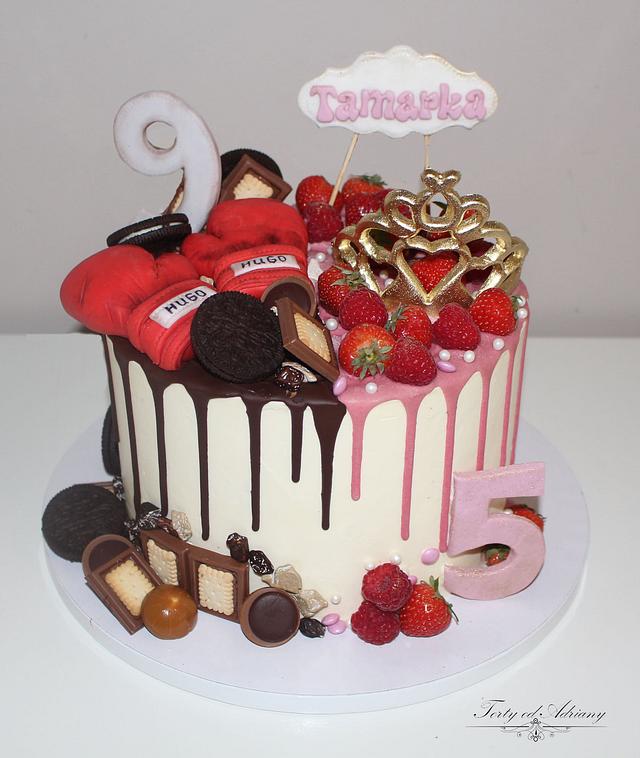 birthday cake - Decorated Cake by Adriana12 - CakesDecor