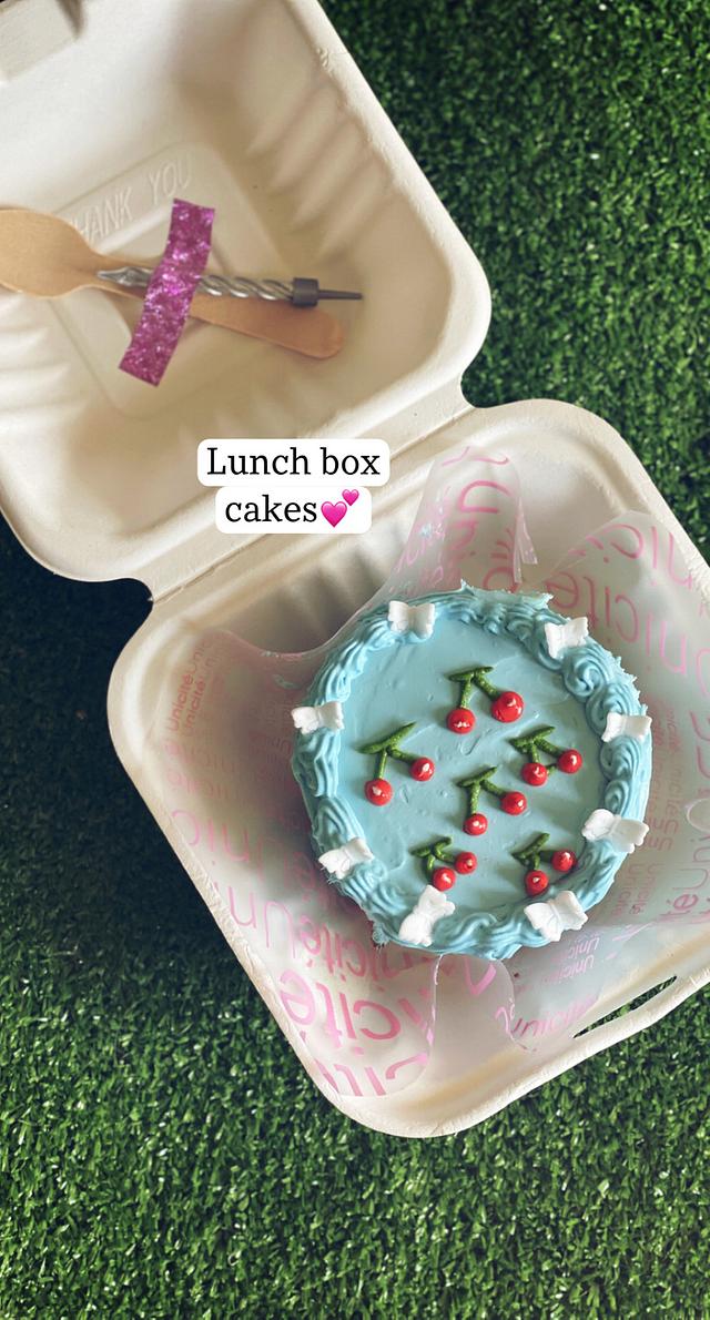 How to make Trending Lunch box Cake | Rose Flavour Cake | Easy Bento Cake -  YouTube