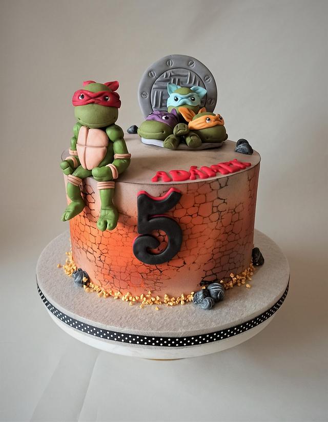 Ninja Turtles - Decorated Cake by Jitkap - CakesDecor