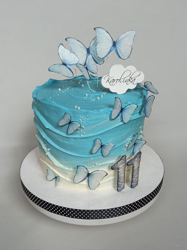 Butterfly cake - Decorated Cake by Jitkap - CakesDecor