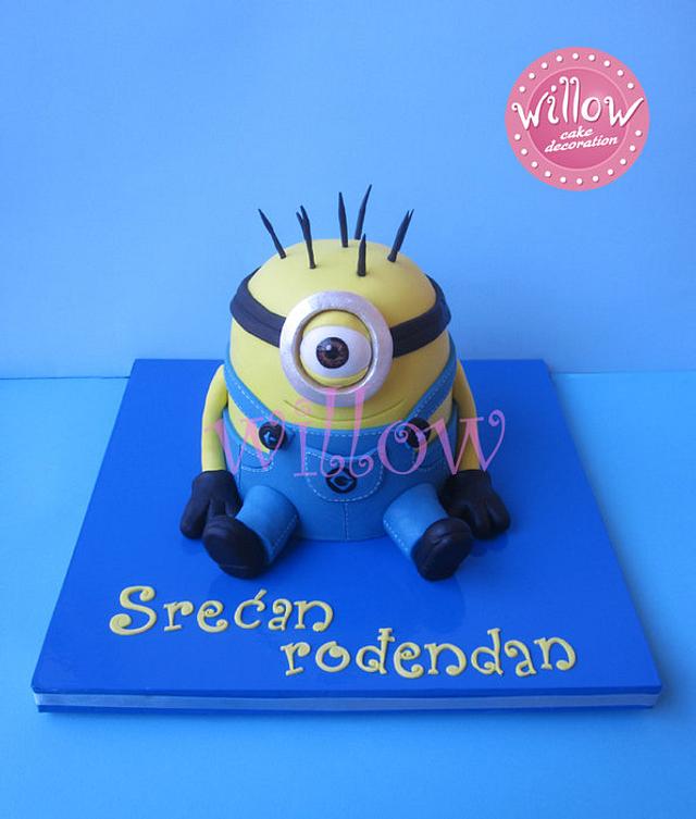 Minion Cake Cake By Willow Cake Decorations Cakesdecor