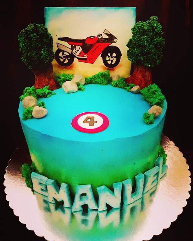 Motor cake Decorated Cake by Cakes_bytea CakesDecor