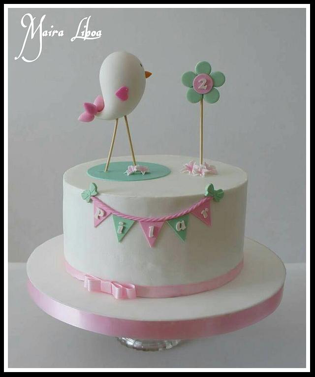 Bird cake - Decorated Cake by Maira Liboa - CakesDecor