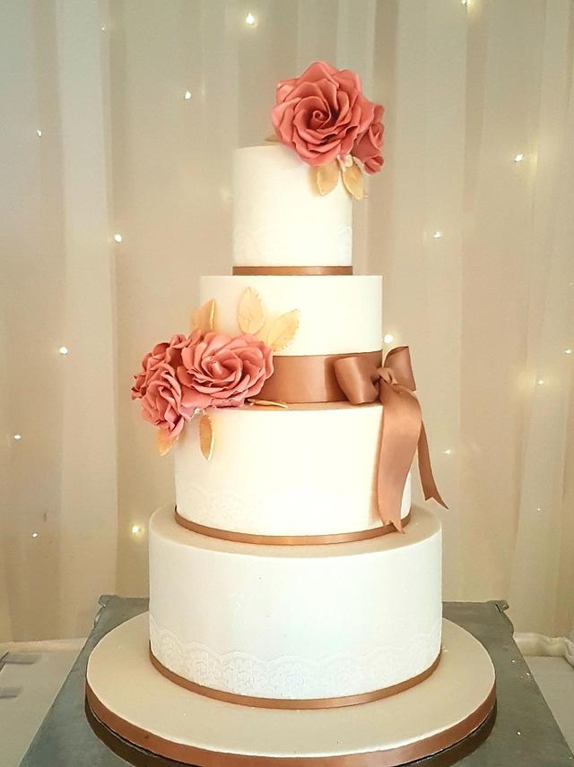 Wedding cake - Decorated Cake by Jenny Dowd - CakesDecor