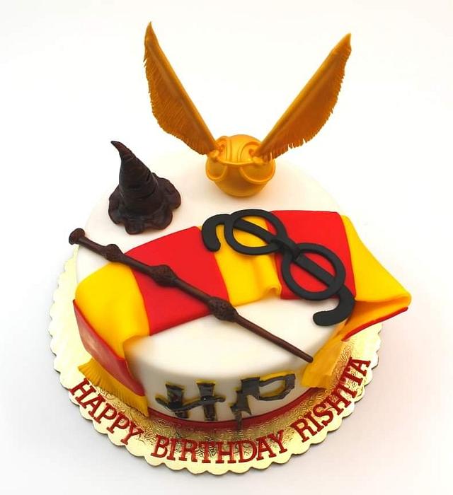 Harry Potter Theme Cake - Decorated Cake by Shilpa Kerkar - CakesDecor