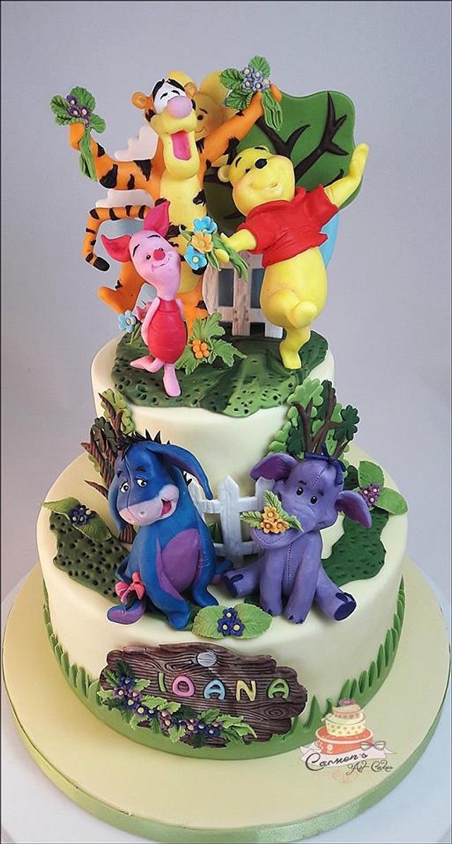 Winnie the Pooh - Decorated Cake by Carmen Iordache - CakesDecor