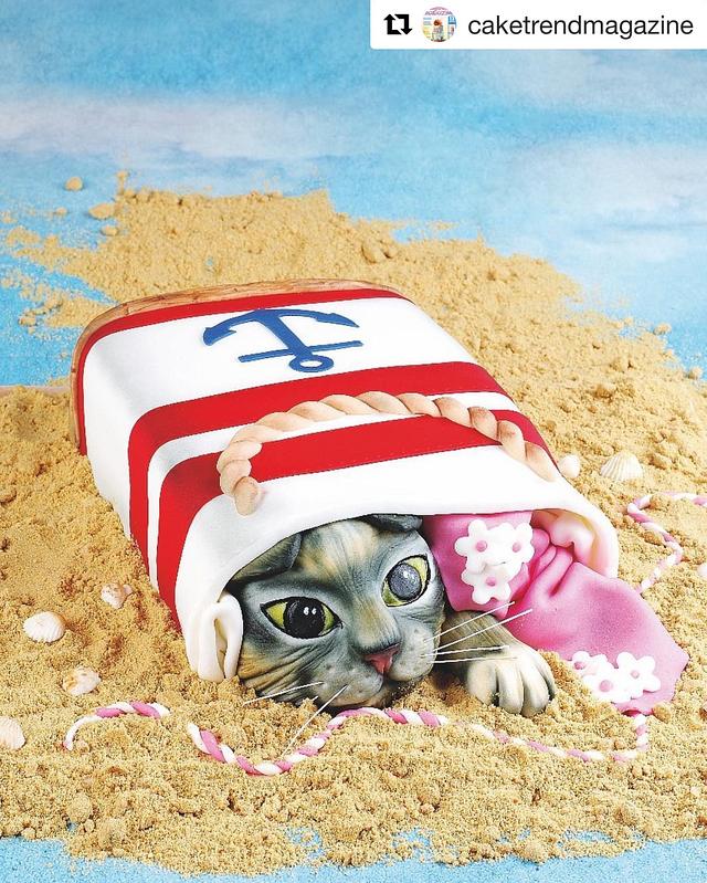 Puclish Summer Cat Decorated Cake By Pinar Aran Cakesdecor 