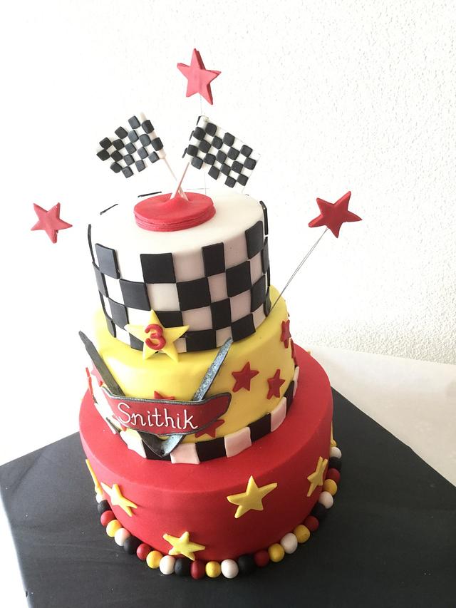 McQueen 'Cars' Theme Cake - Cake by morningglorycakes - CakesDecor