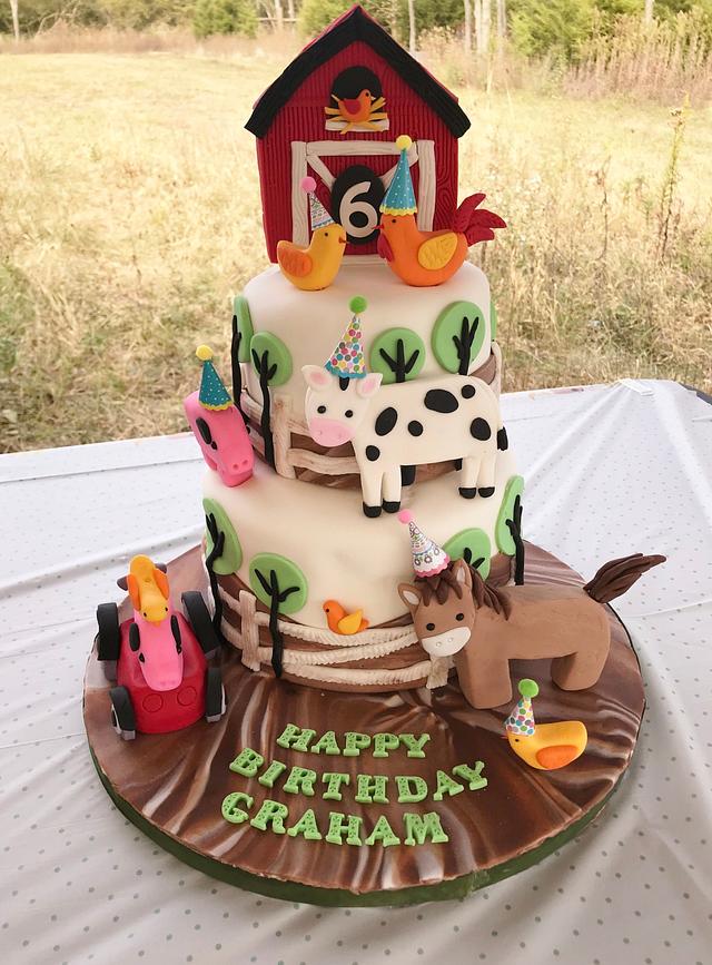 Down on the Farm! - Decorated Cake by Ellie1985 - CakesDecor