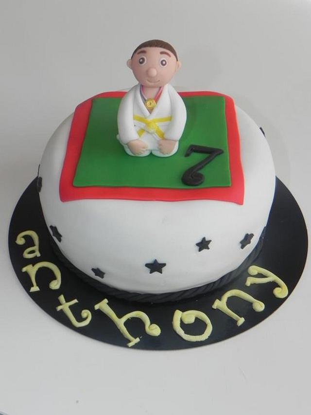 cake judo Decorated Cake by cendrine CakesDecor