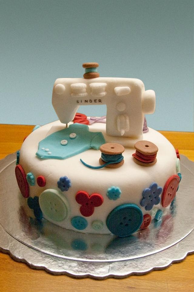 Sewing Machine cake Decorated Cake by Nadia Damigou CakesDecor