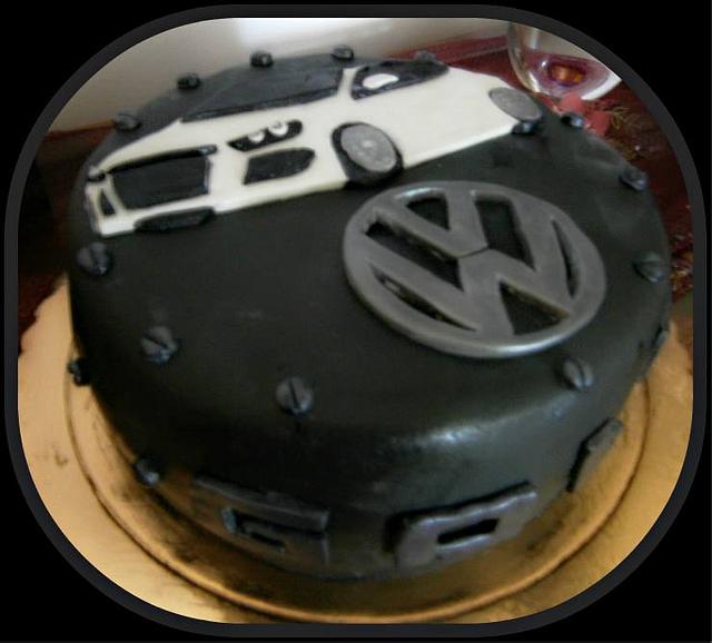 VW Golf Auto themed cake