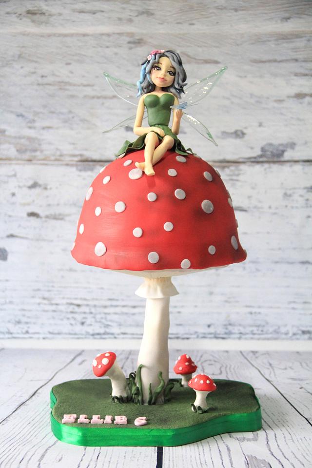 Fairy Cake - Decorated Cake by Cake Addict - CakesDecor