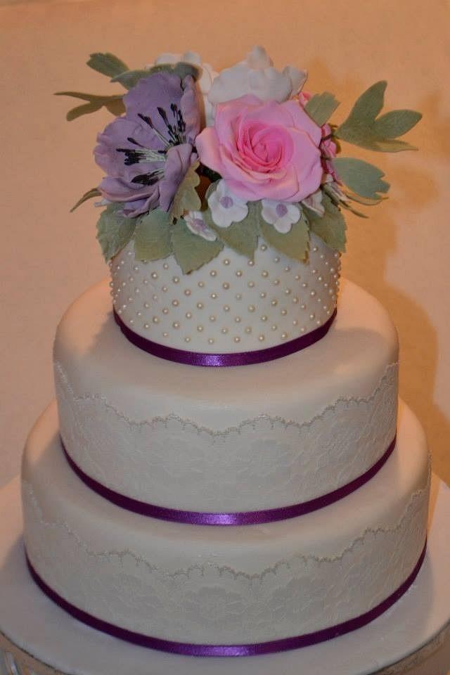 Simple Vintage Wedding Cake - Decorated Cake By - Cakesdecor