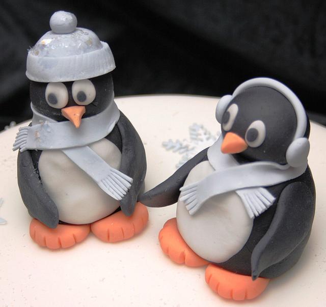 Penguin Christmas Cake  Cake by mitch357  CakesDecor