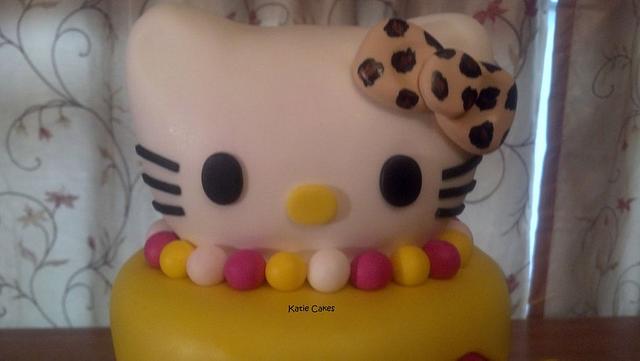 Leopard Hello Kitty Cake