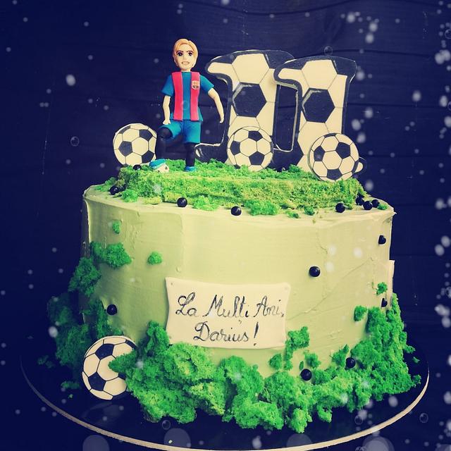 Soccer Player Cake By Torturi De Poveste Cakesdecor