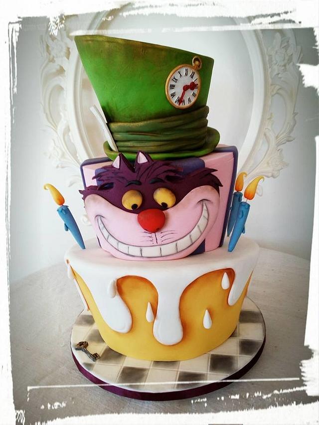 My Alice cake - Decorated Cake by Nicole Veloso - CakesDecor