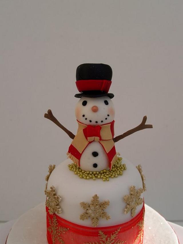 Mini snow man cake - Cake by Melanie Jane Wright - CakesDecor