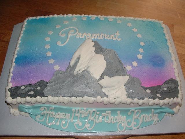 Paramount Cakes
