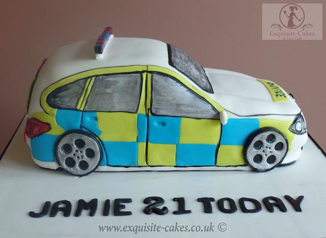 Police car cake - Decorated Cake by Natalie Wells - CakesDecor