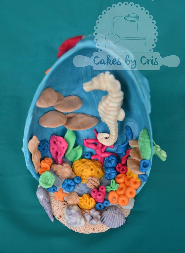 Easter egg double sided - undersea theme - Cake by Cakes - CakesDecor