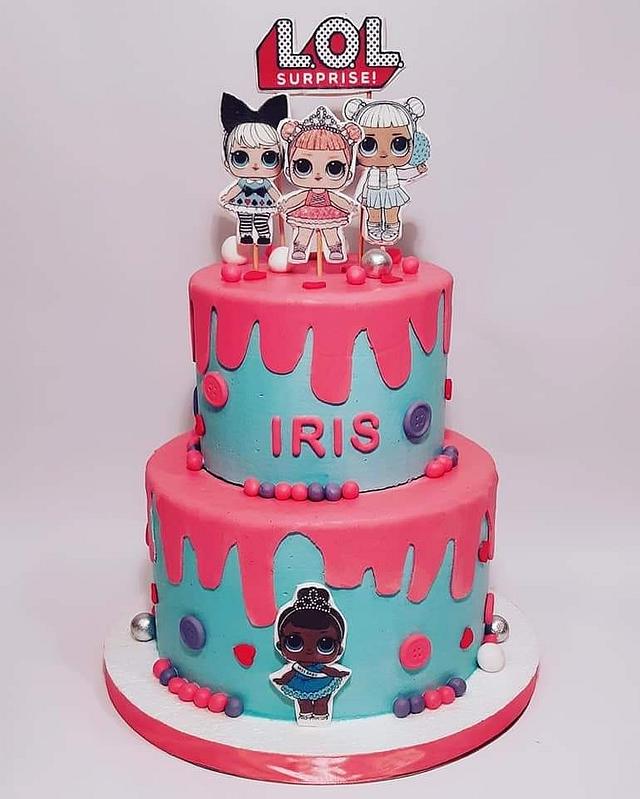 Iris cake - Decorated Cake by Zerina - CakesDecor